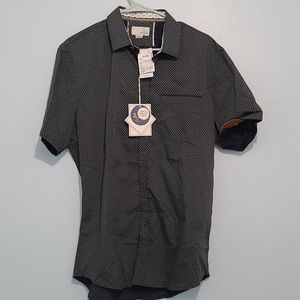 Men's casual button down shirt